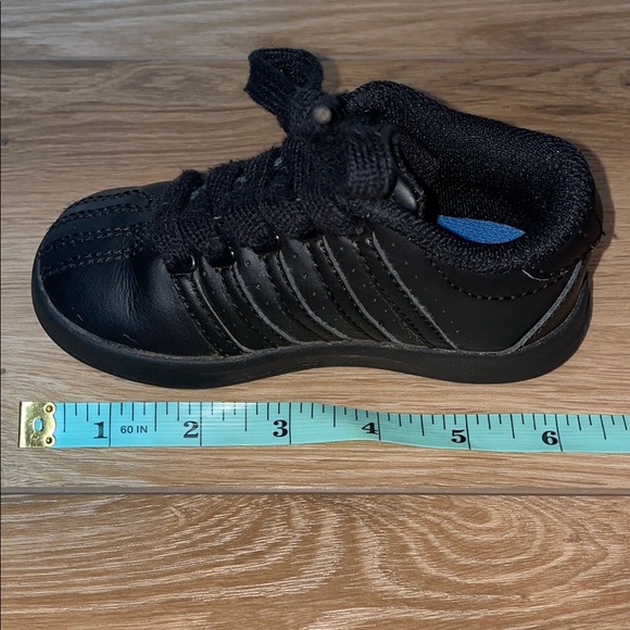 K-Swiss Kids Black Sneakers - Picture 7 of 7